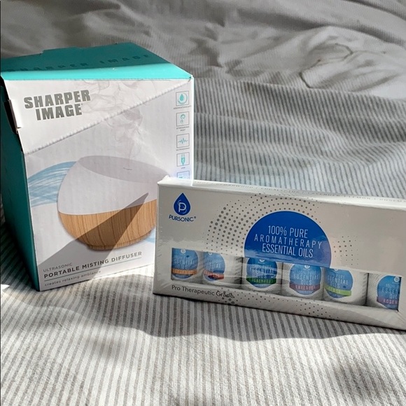 Sharper Image Other - Sharper Image portable misting diffuser & Premium Essential Oils